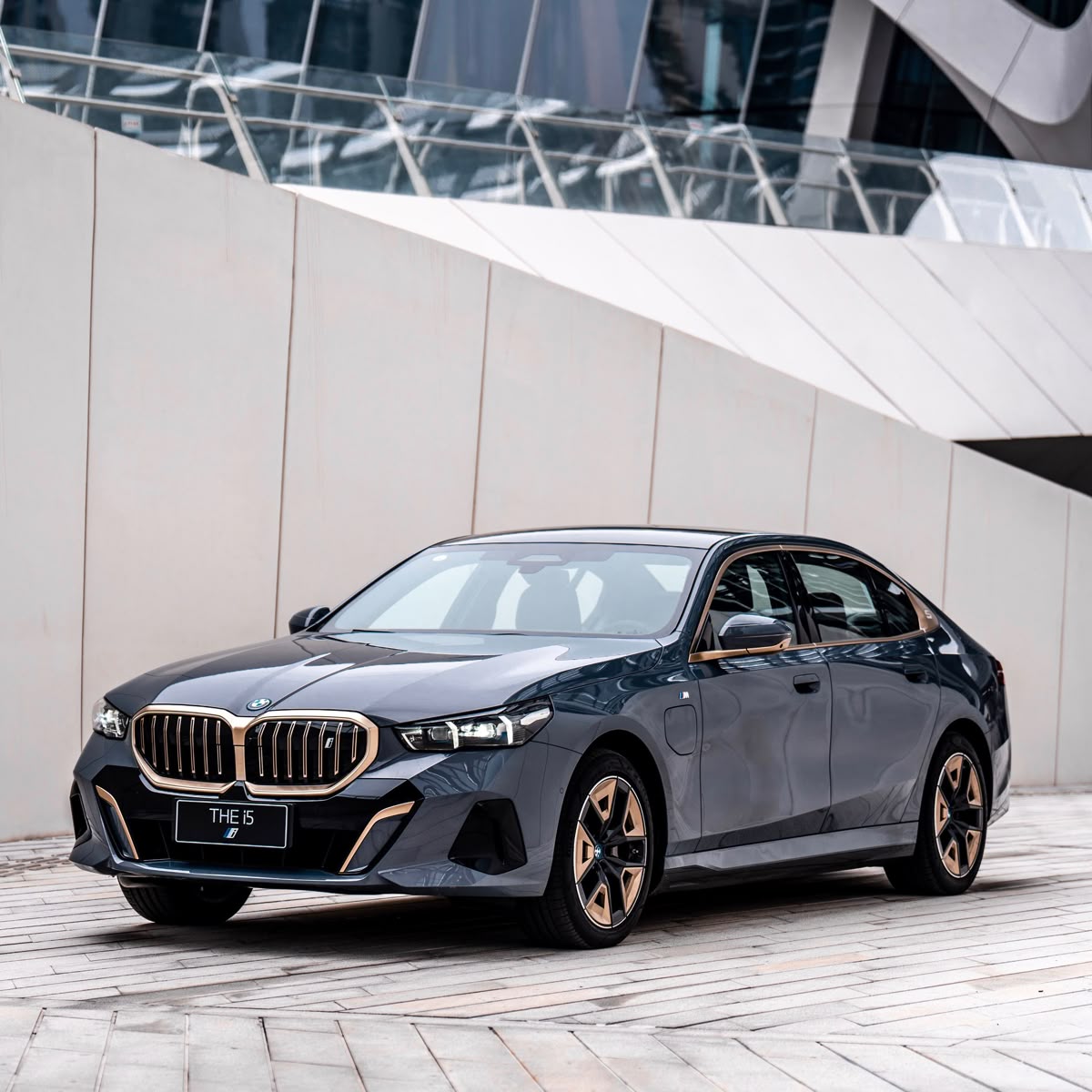BMW